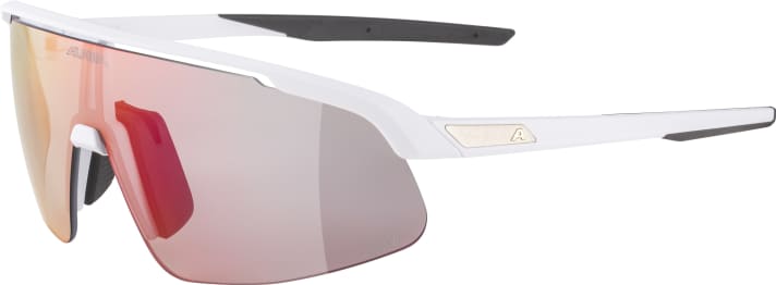 Highlights of the Turbo Pro S Q-Lite, which is designed for narrower faces, are the barely visible nose clip, an easy-to-change lens and the discreetly integrated ventilation system