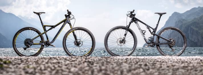   Die Test-Bikes beim BIKE-Festival 2018 am Gardasee. Das Rocky Mountain startete beim Marathon, das Cannondale bewältigte den Dalco-Trail.