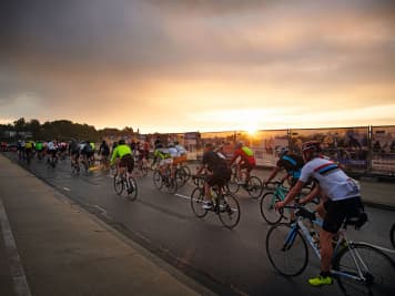 Die optimale Ausrüstung und Ernährung für den Radmarathon
