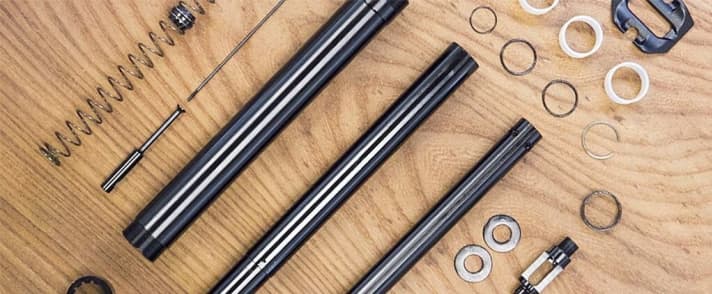   The new inner workings of the E-Thirteen TRS+. Servicing should be possible without special tools.