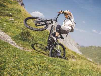 Ist dieses günstige E-MTB wirklich unschlagbar?