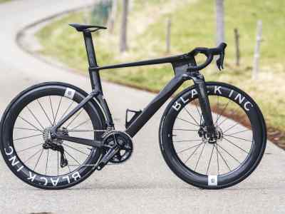 Top Aerodynamik dank massiver Gabel?