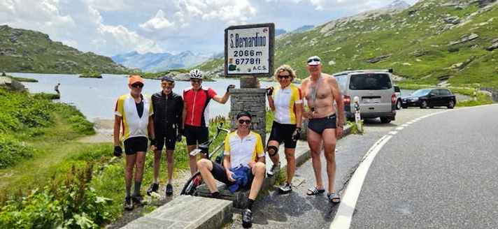 From Constance to Trieste, around a thousand kilometres and 18,000 metres in altitude in nine days - that also sounds like a decidedly sporty cycling holiday.