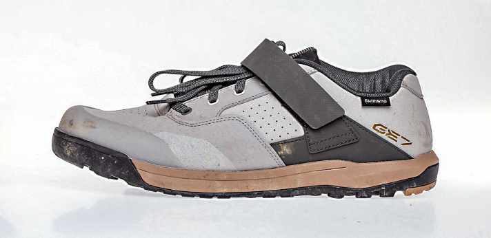 Typical Shimano: high wearing comfort and good fit. The ankles are lightly protected on the inside