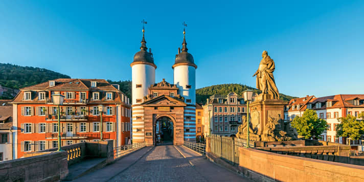Cyclists on the Wine Cycle Route should definitely take their time for Heidelberg.