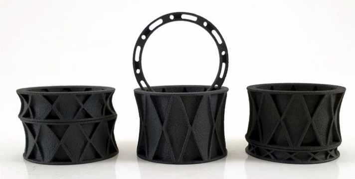 Leichter kann man sein Cockpit wohl kaum höhenverstellen als mit den Extralite HyperSpacern