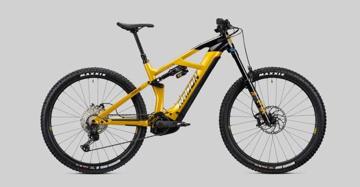   For 5199 euros, the Render 9.0 is even better equipped than its little brother. Bosch Kiox display, brakes and drivetrain from Shimano's XT groupset and suspension with more adjustment options are the highlights.