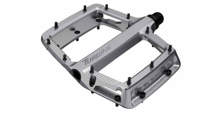 The pedal platform measures 115 millimetres in length and 110 millimetres in width.
