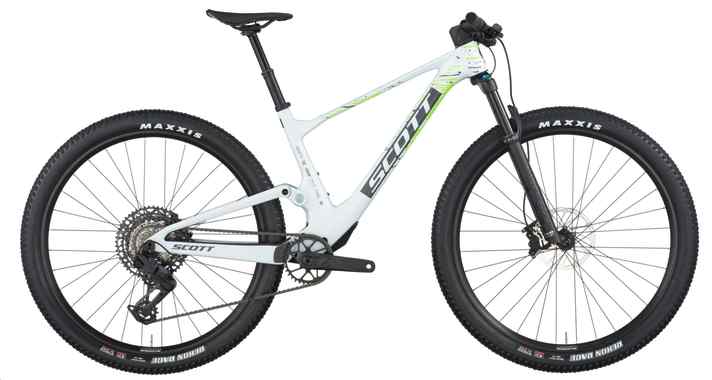 Visually, the Scott Spark RC Comp hardly betrays its slim price tag. The entry-level race bike can rely on a sleek design.