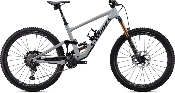 Fast but heavy: the new generation of enduro bikes resemble mini downhillers.