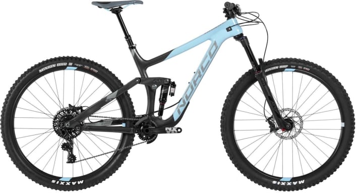   The cheapest carbon version costs 3999 euros. It comes with a Rock Shox Yari fork, Sram NX1 gears (11 gears) and Shimano SLX brakes. The picture shows the 29er Range C 9.3.