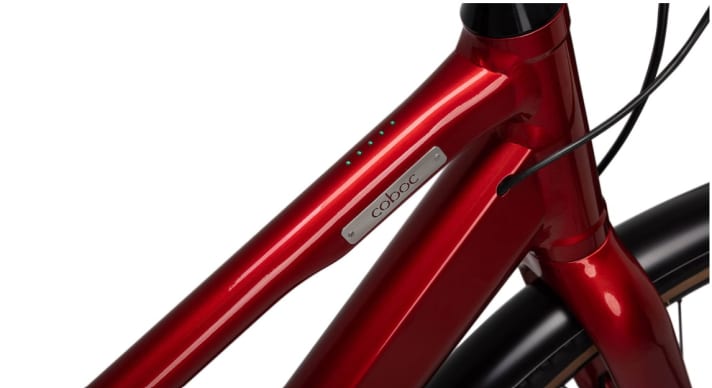 Keine große Bedieneinheit, kein Display. 5 unauffällige LEDs geben die wesentlichen Infos von der Antriebseinheit weiter. Auch das spart Gewicht.