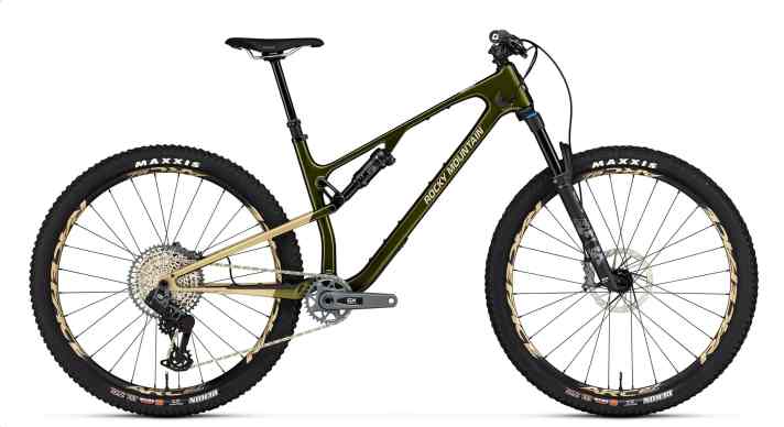 Born as a classic cross-country fully, the Rocky Mountain Element has now moved into the camp of lightweight trail bikes.