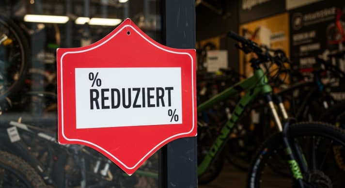 Ein Graus für Händler, ein Fest für Biker: Bikes zu Hammerpreisen.