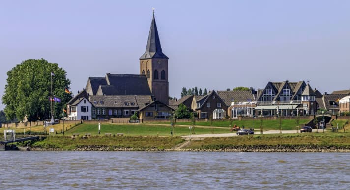 Grieth am Rhein belonged to the Hanseatic League and was once a harbour and trading centre.