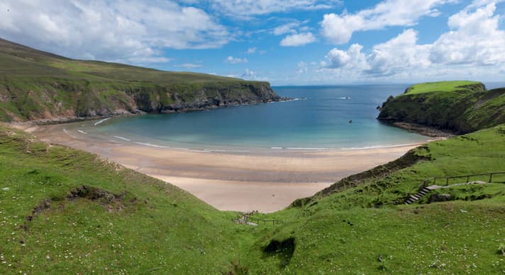 Whether travelling by plane or train and ferry: Ireland is one of the most popular and attractive cycling holiday regions in Western Europe.