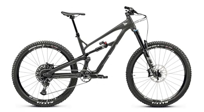 With the right equipment, the downhill all-mountain bikes will also be fun on tour.