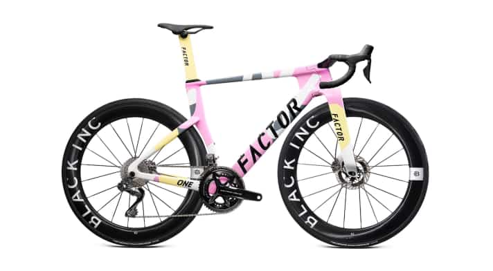 Factor ONE in the colour Blush
