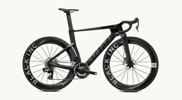 Factor ONE dans la couleur Onyx Black