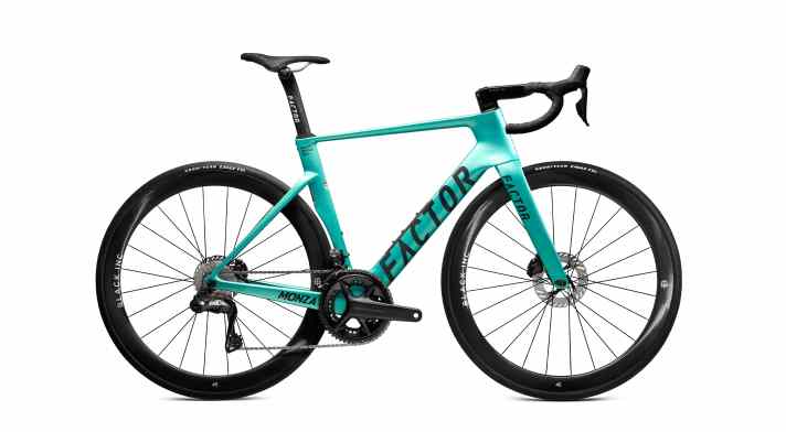 Factor Monza en vert acier