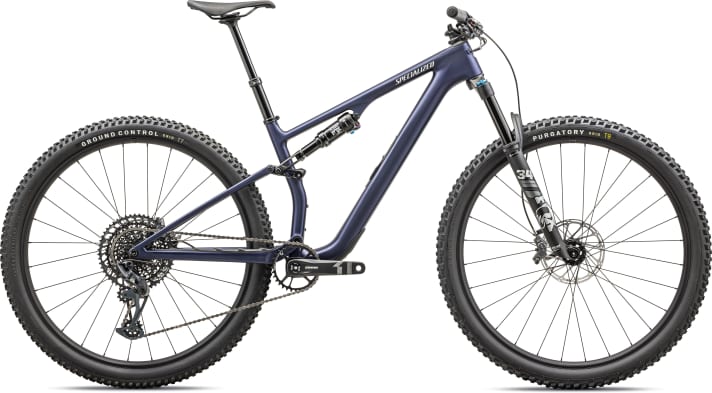 The most affordable version of the Specialized Epic Evo 8 has the same FACT 11M carbon frame as the top model.