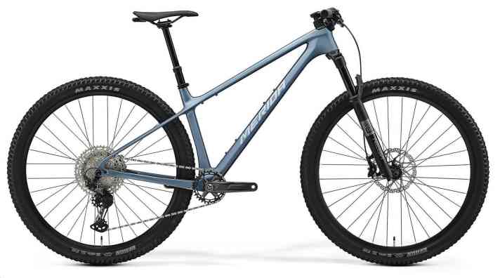 Merida Big.Nine TR 5000: The flowing lines of its carbon frame make the Merida one of the most aesthetically pleasing hardtails to have been tested by BIKE over the past year.