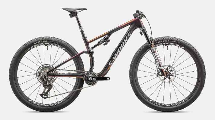 Many expected the US label to be number 1. It was nothing! At 14,500 euros, "only" second place among the most expensive production bikes in 2025. Here is the S Works Epic 8.