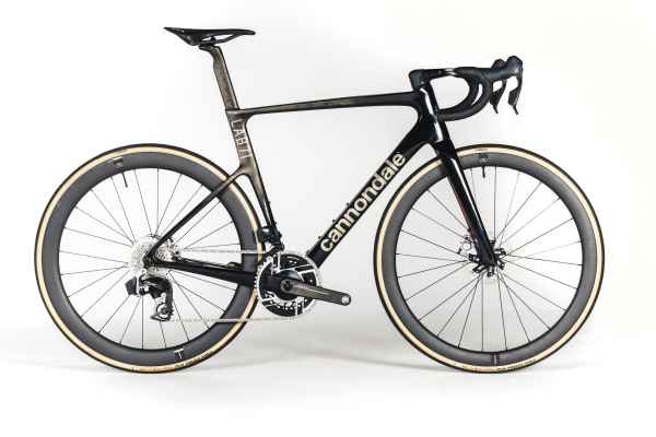 Das Cannondale SuperSix Evo Lab71