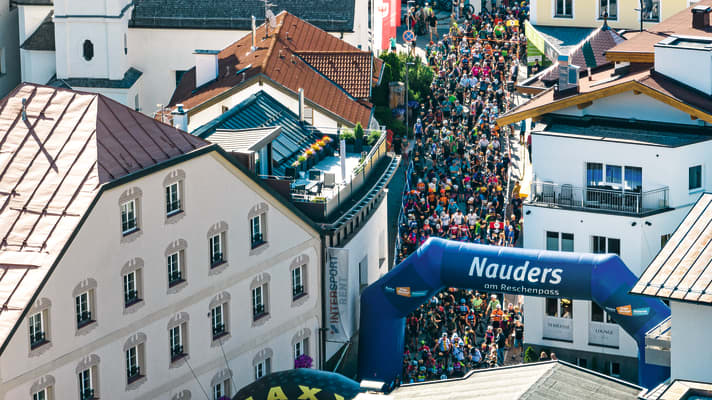 2023 startete die BIKE Transalp in Nauders und führte ebenfalls über die 3-Länder-Enduro-Trails.