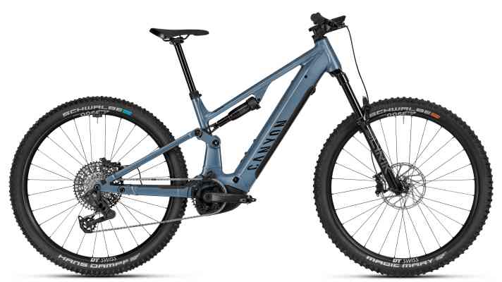 The top-of-the-range Canyon Neuron:On 9 model for € 5499 features an electronic wireless drivetrain from Sram.