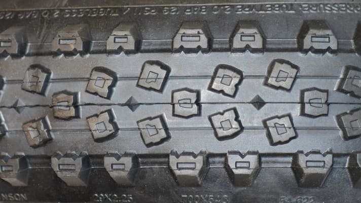   Das Profil des Hutchinson Toro Enduro im Detail.