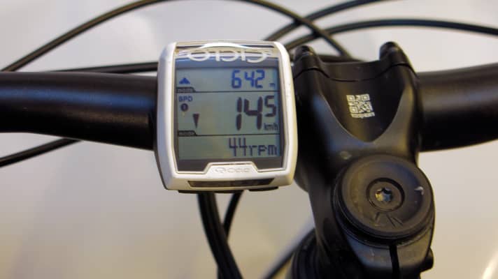   Operating the three buttons during the journey works perfectly, only the "zeroing" at the start of the tour is difficult.