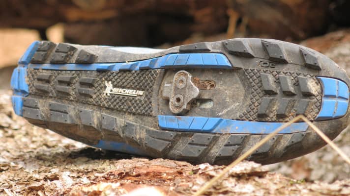 The cleat can be adjusted over a wide range. It is intuitive to clip in.