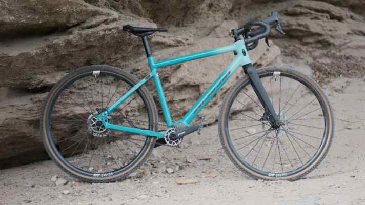 Custom-made aluminium frames are available from the German manufacturer Nicolai, for example. The frame building courses, where customers are allowed to do it themselves, usually work with steel.