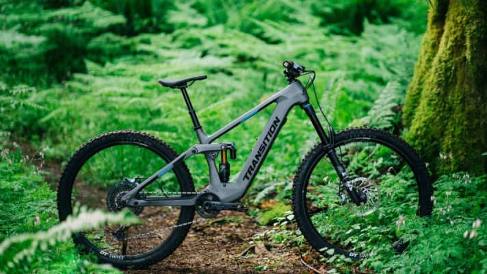 Transition Relay // 170 or 160 millimetres // mullet or 29 inch // aluminium or carbon // from 8199 euros.