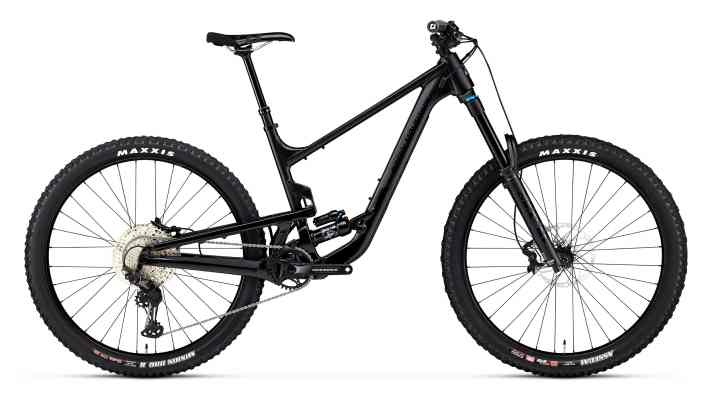Enduro riders have to do without a storage compartment in the down tube on the aluminium frame of the new Rocky Mountain Altitude. It starts at 5200 euros.