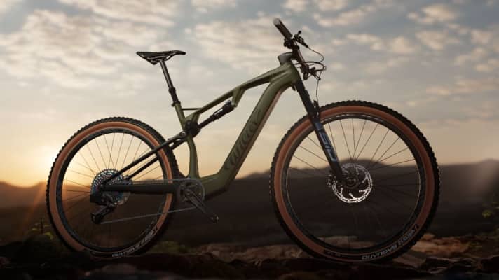 Willier Urta Hybrid // 120 millimetres // 29 inches // from 7000 euros.
