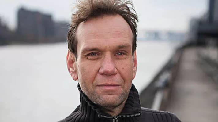 Auteur de livres et ancien rédacteur de TOUR Sebastian Moll