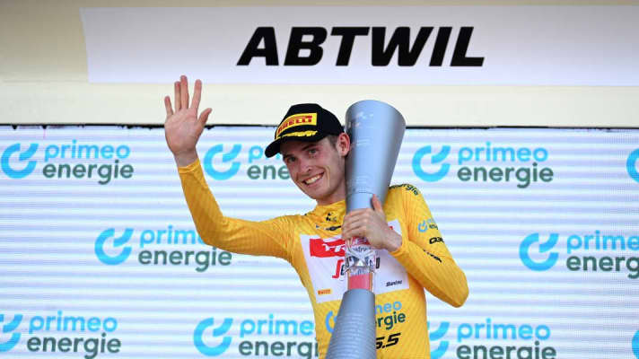 Der größte Erfolg des jungen Dänen Mattias Skjelmose war der Gewinn der Tour de Suisse 2023. Dort setzte er sich gegen die prominente Konkurrenz um Remco Evenepoel durch