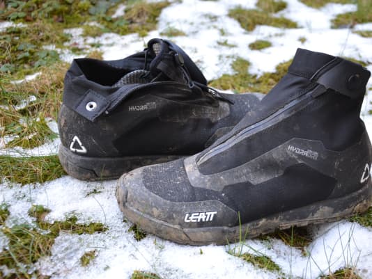Wasserdichte MTB-Schuhe im Winter-Test