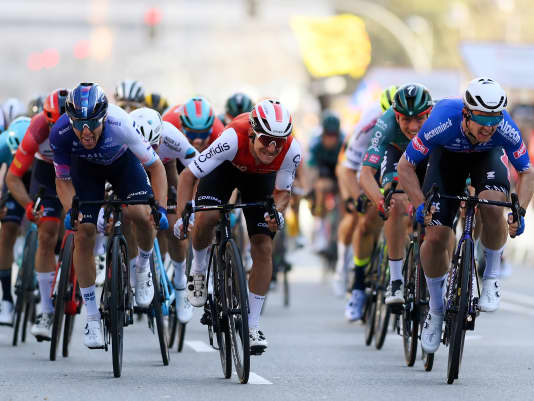 Groves gewinnt 4. Etappe