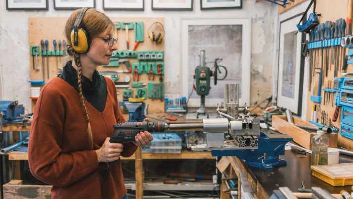 In contrast to soldering, which Juliane was more than enthusiastic about, drilling was not as intuitive for her.