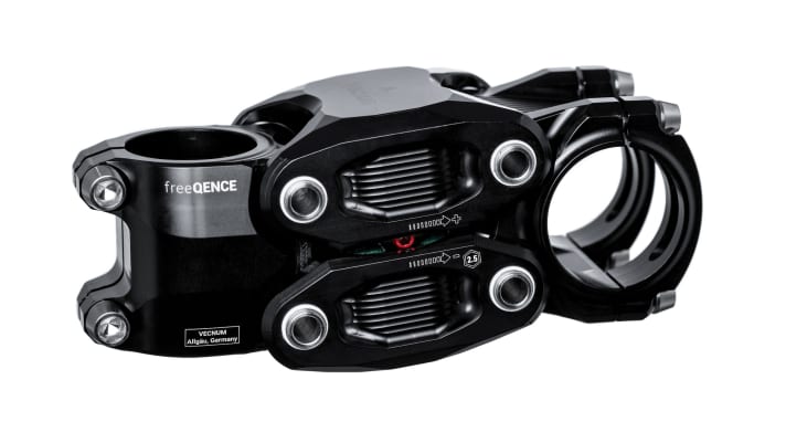 In Sachen Komfortgewinn hatte der Vecnum Freequence den größten Effekt in unserem Test. Leider ist der gefederte Vorbau nur für Bikes mit Starrgabel freigegeben.