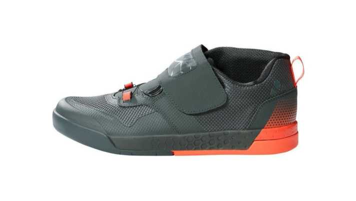 Enduro accessories: The Vaude Moab Tech