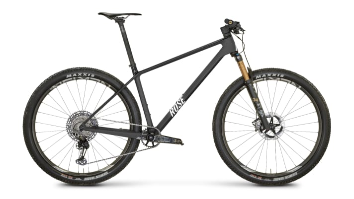 The Rose PDQ 3 comes with high-end Shimano XTR and Fox Factory components for € 5499.