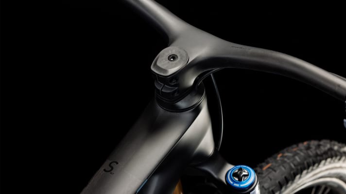 The handlebar-stem unit was developed by Cube itself and will be available in two lengths.