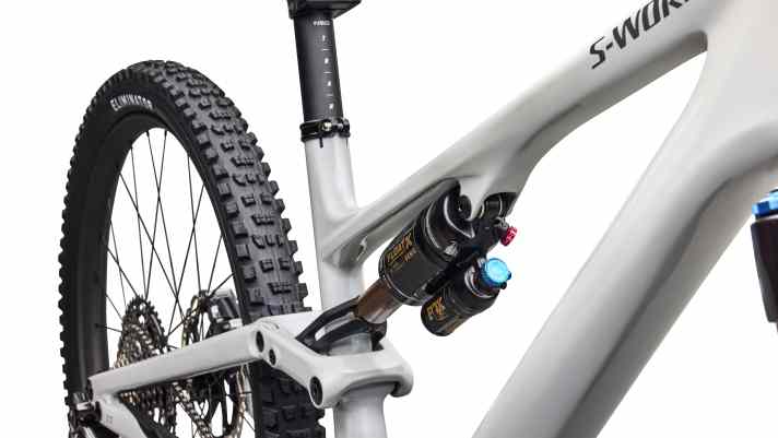 Centrepiece of the S-Works model: Fox Float X Genie in the Factory version.