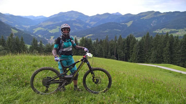   Sabika Speros relies on the new Rocky Mountain Altitude Powerplay.