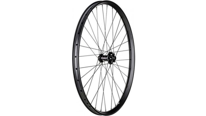   29" Syntace W35 MX – FRONT BOOST: Preis / Gewicht 290 Euro / 930 Gramm; Felgenmaulweite 28,5 mm; Bremsaufnahme 6 Loch