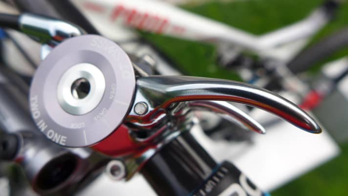   Wie alle großen Gabel-Hersteller vertraut auch DT Swiss auf drei Fahrmodi.